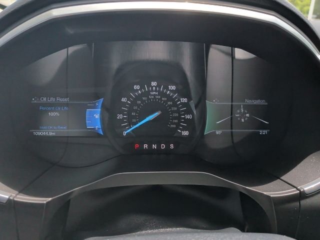 Used 2016 Blue Ford Sport image 21