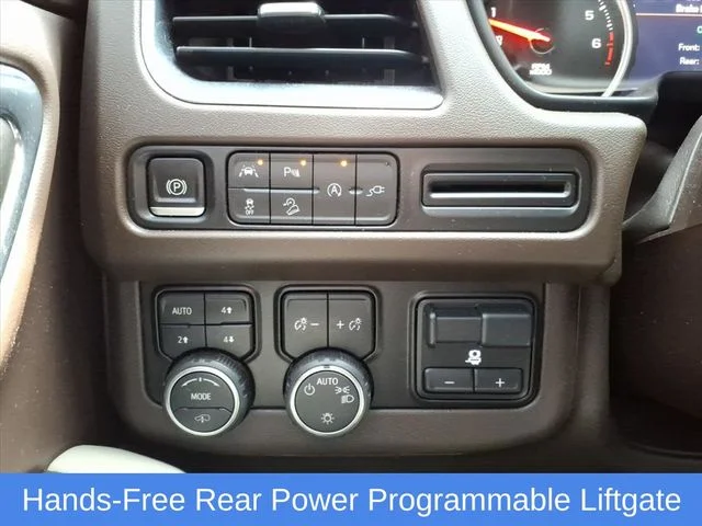 Used 2021 White Chevrolet Z71 image 18