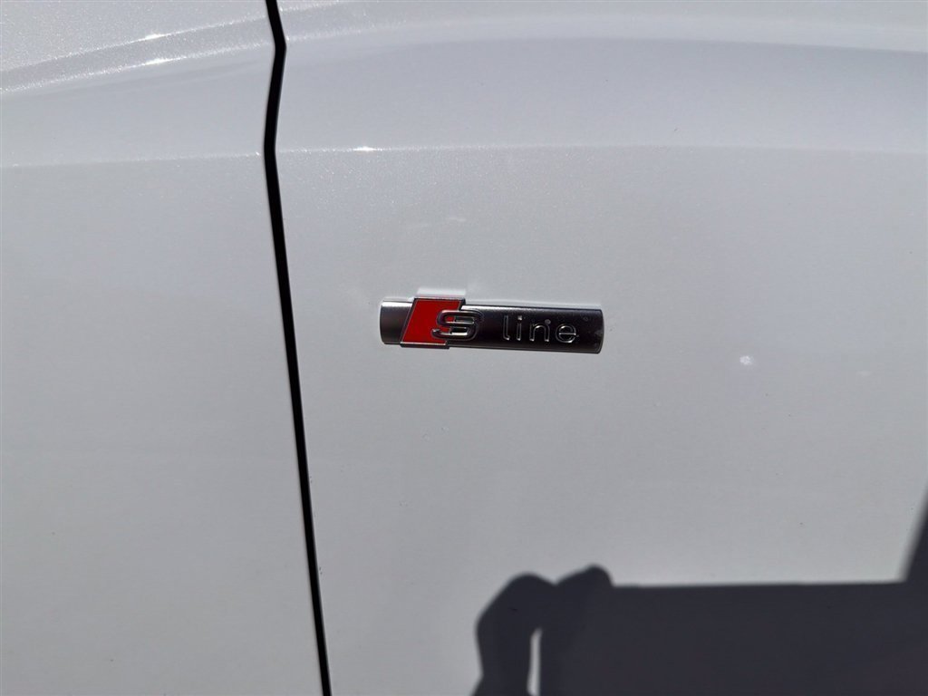 Used 2025 White Audi Premium Plus image 18