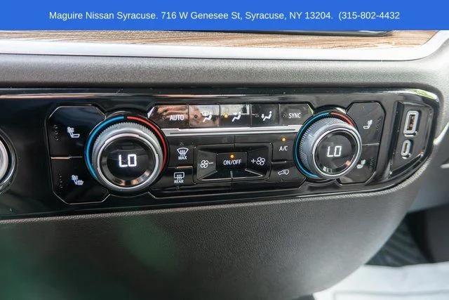 Used 2022 Blue Chevrolet RST image 29
