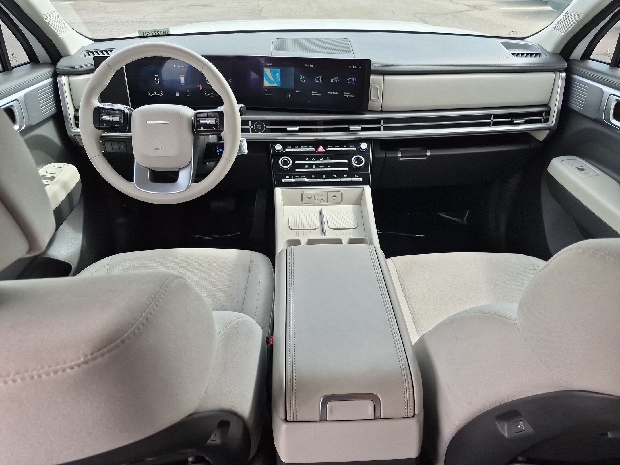 Used 2025 Serenity White Hyundai SE image 28