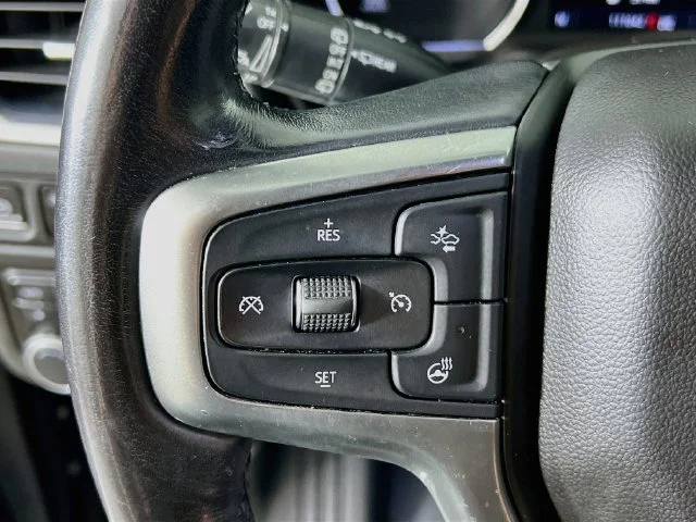 Used 2021 Gray Chevrolet Z71 image 13