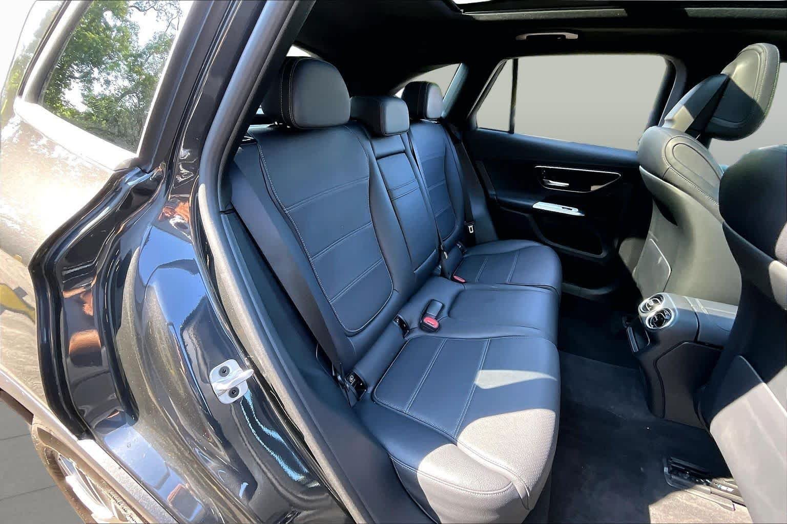 Used 2024 Graphite Grey Metallic Mercedes-Benz GLC 300 image 39