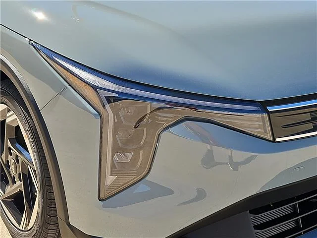 New 2027 Morning Haze KIA EX image 6