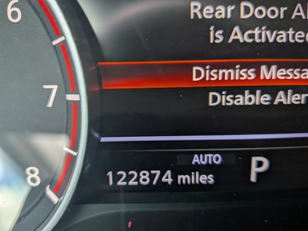 Used 2022 White Nissan S image 16