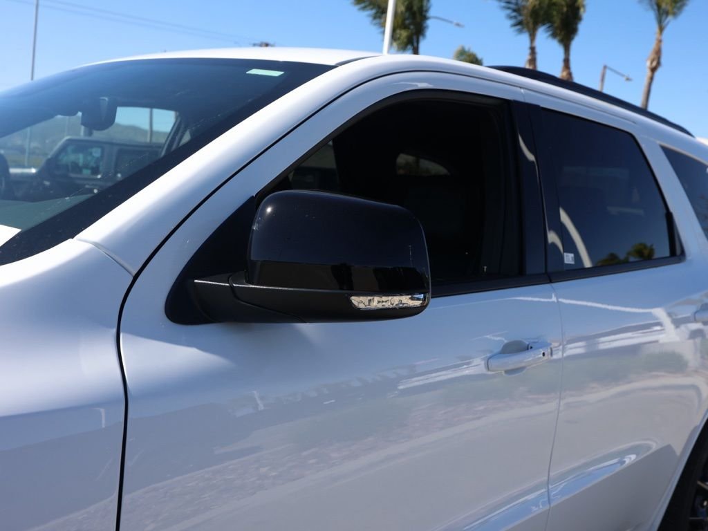 New 2026 White Knuckle Clear-Coat Exterior Paint Dodge GT Premium HEMI V8 image 11