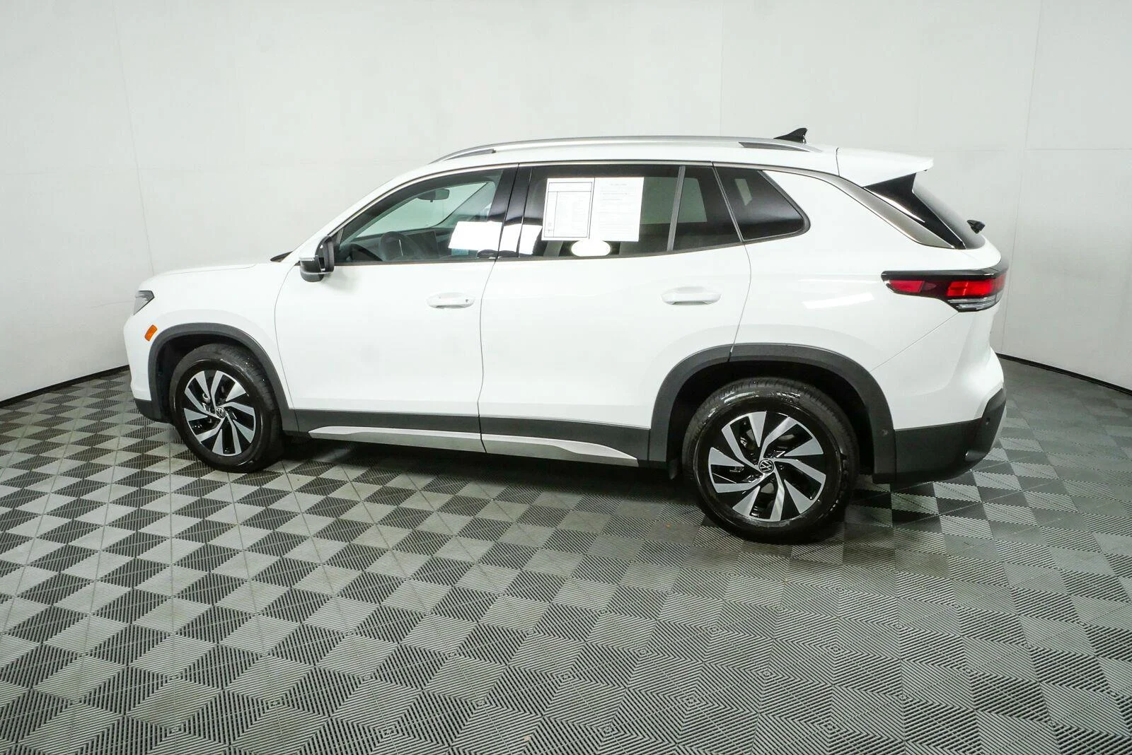 Certified Used 2025 Pure White Volkswagen S image 29