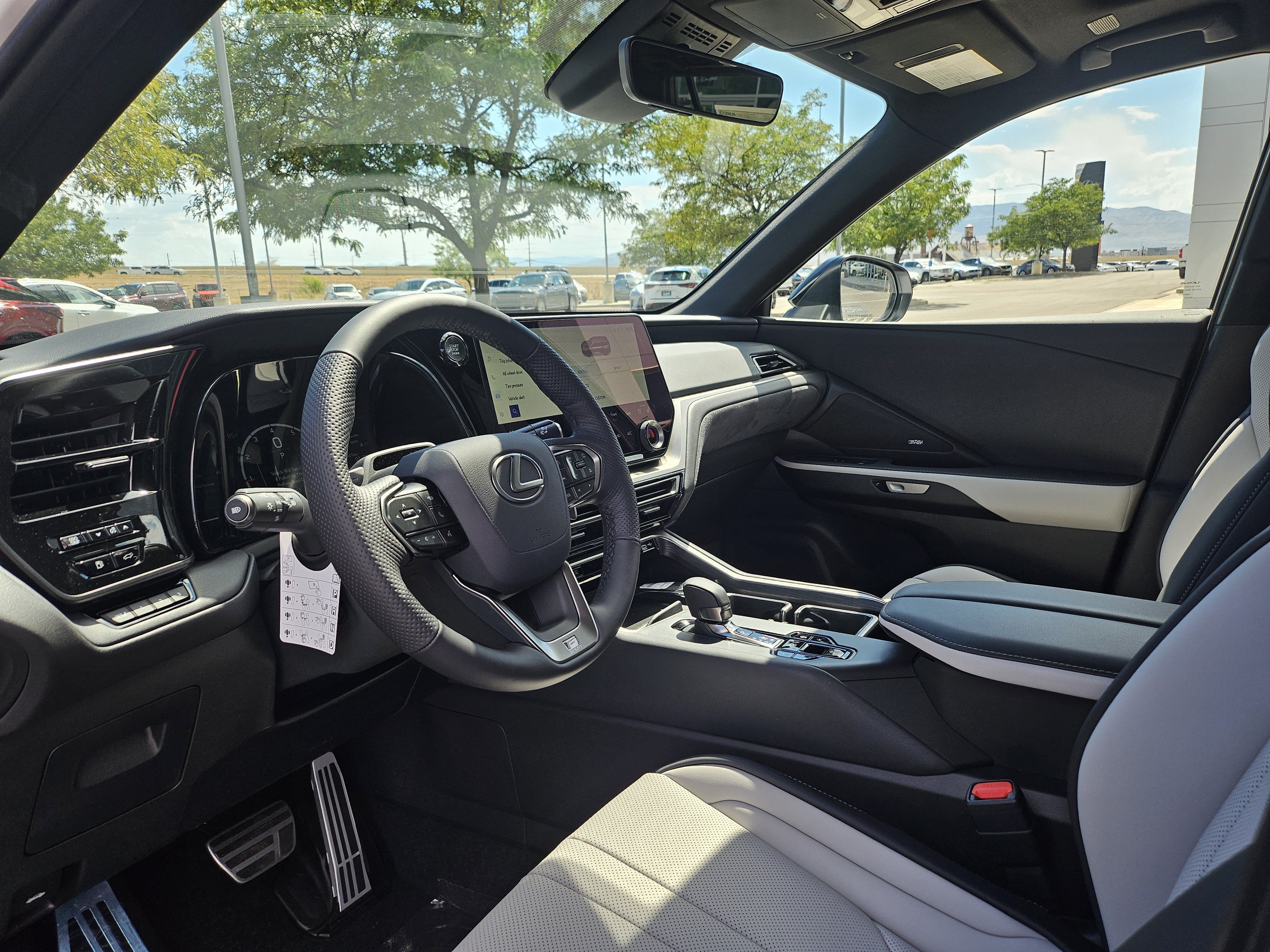 New 2026 Wind Chill Pearl Lexus F SPORT HANDLING AWD image 10