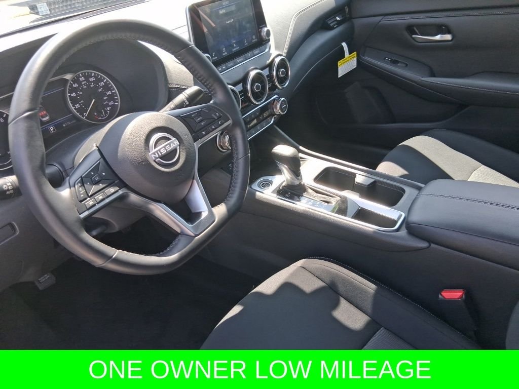 Used 2025 White Nissan SV image 15