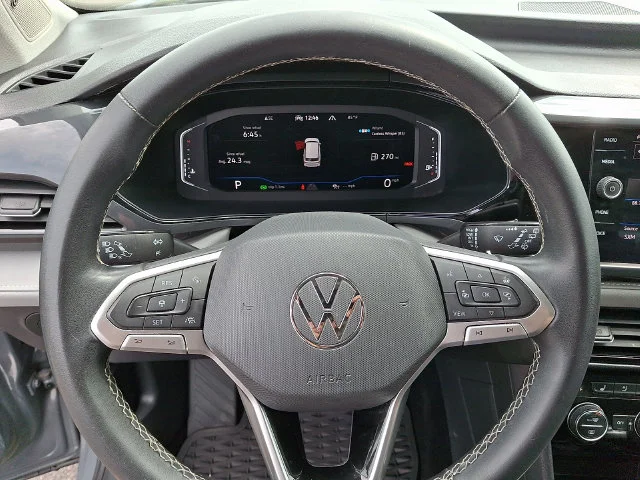 Used 2022 Gray Volkswagen 1.5T SEL image 19