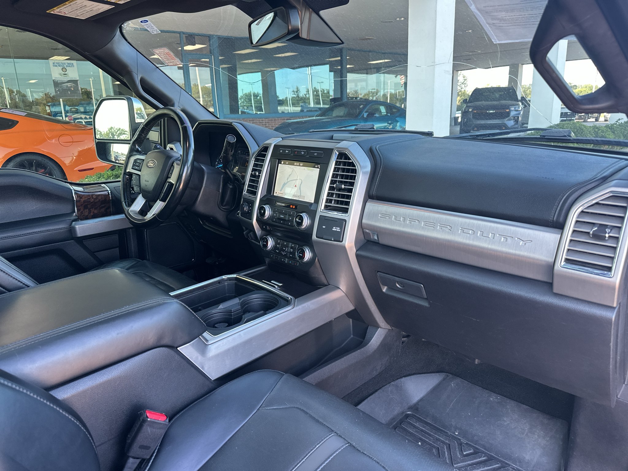 Used 2017 Magnetic Metallic Ford Platinum image 5