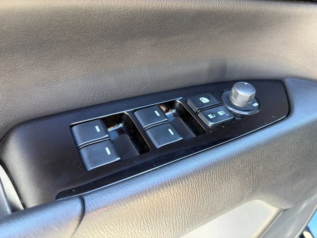 Used 2022  Mazda GS AWD at image 20
