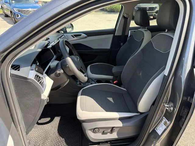 New 2026 Gray Volkswagen 1.5T SE image 12