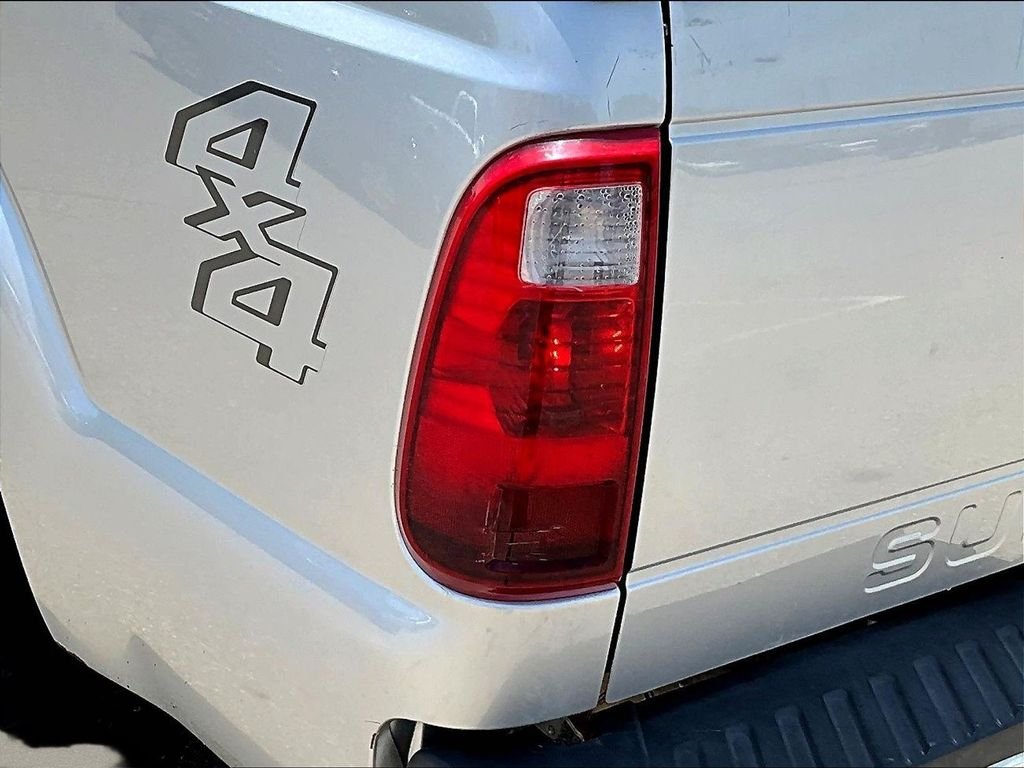 Used 2014 Silver Ford XLT image 25