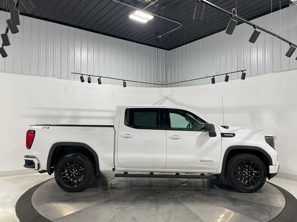 Used 2023 Summit White GMC Elevation image 10