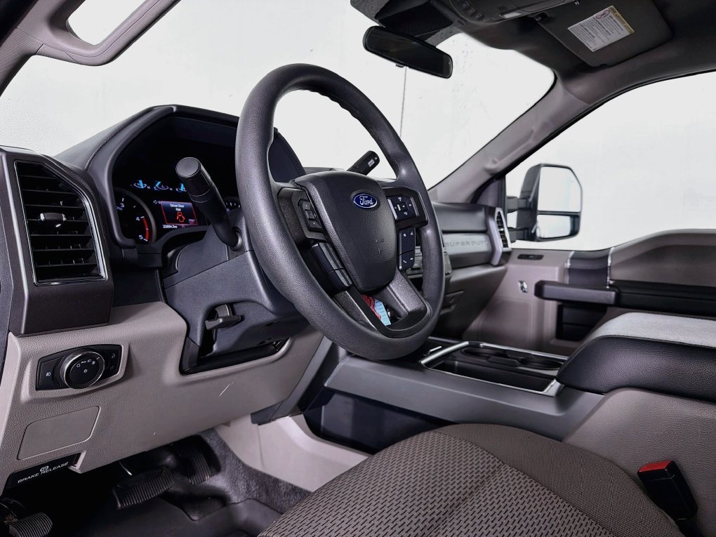 Used 2022 Silver Ford XLT image 14