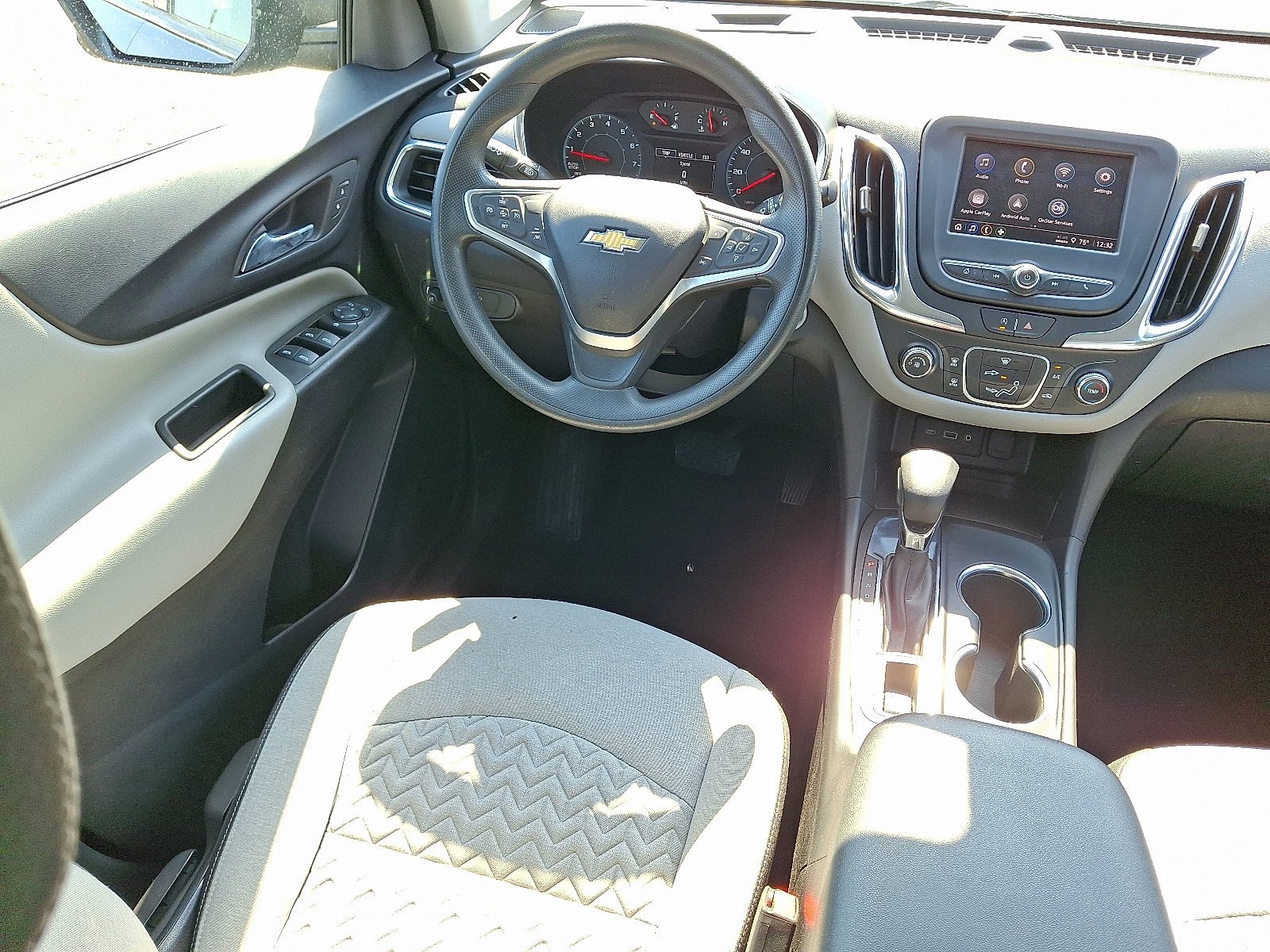 2023 Chevrolet Equinox LS - Photo 10