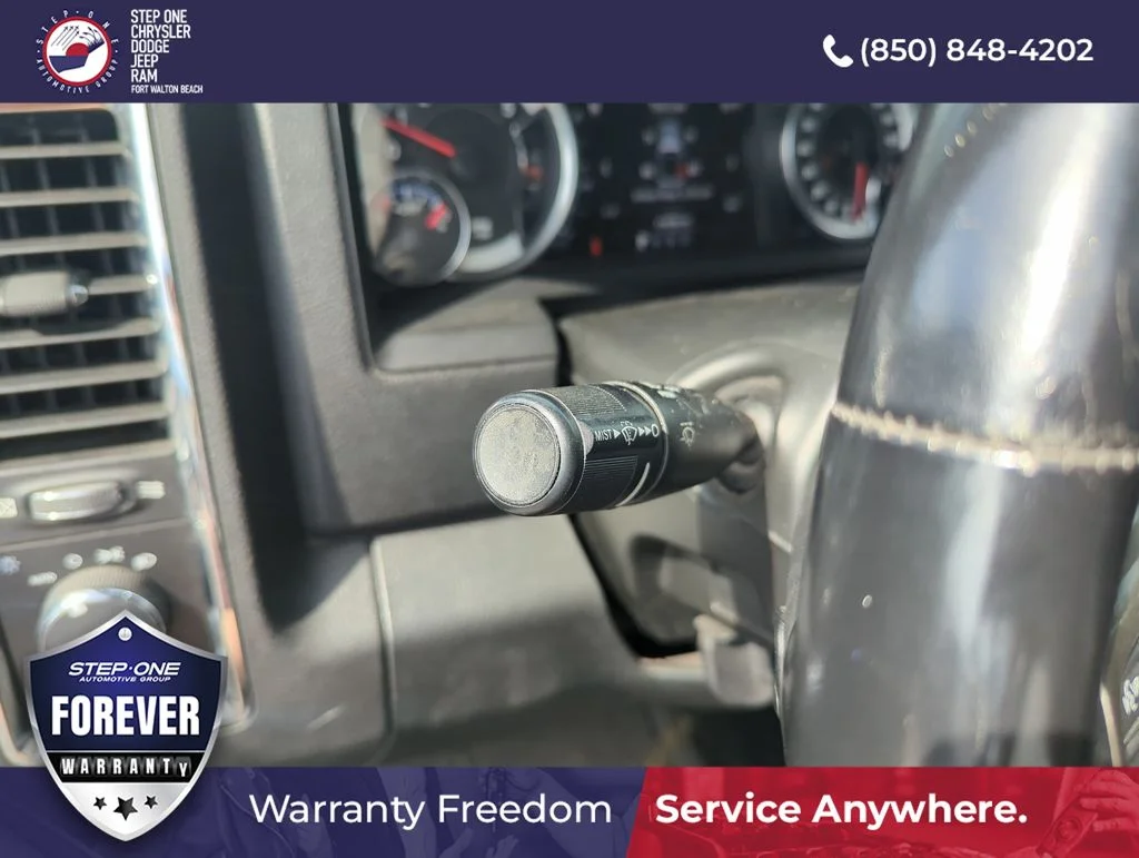 Used 2016 Silver Ram Laramie image 15