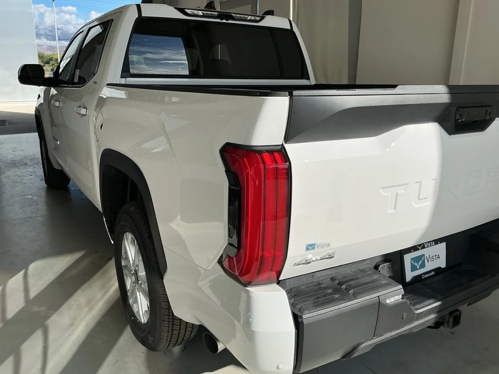 2026 Toyota Tundra SR5 - Photo 6