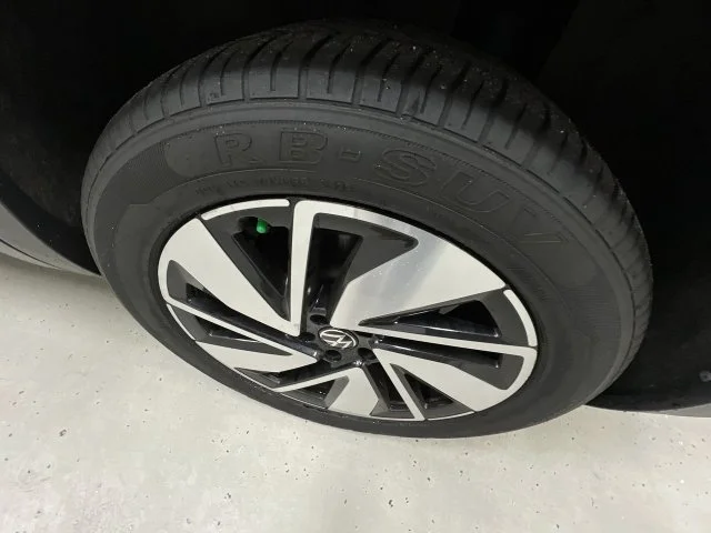 2024 Volkswagen Atlas SE w/Tech - Photo 32