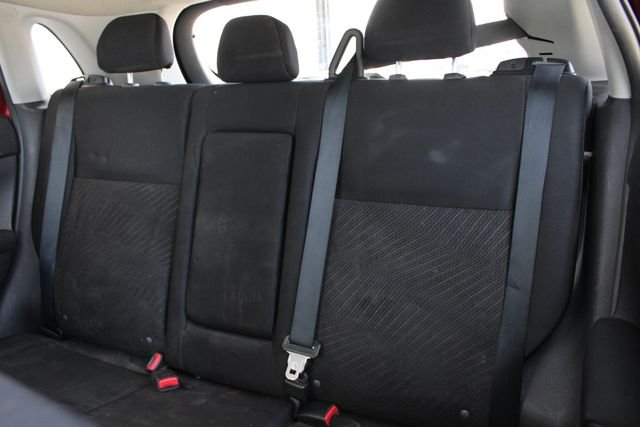 Used 2013  Mitsubishi LE image 19