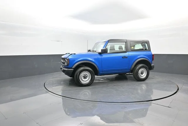 New 2026 Velocity Blue Metallic Ford Base image 4