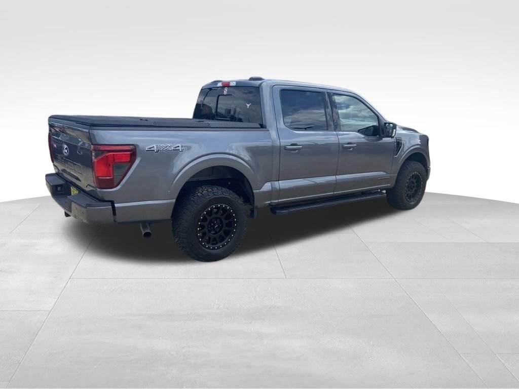Used 2024 Gray Ford XLT image 17