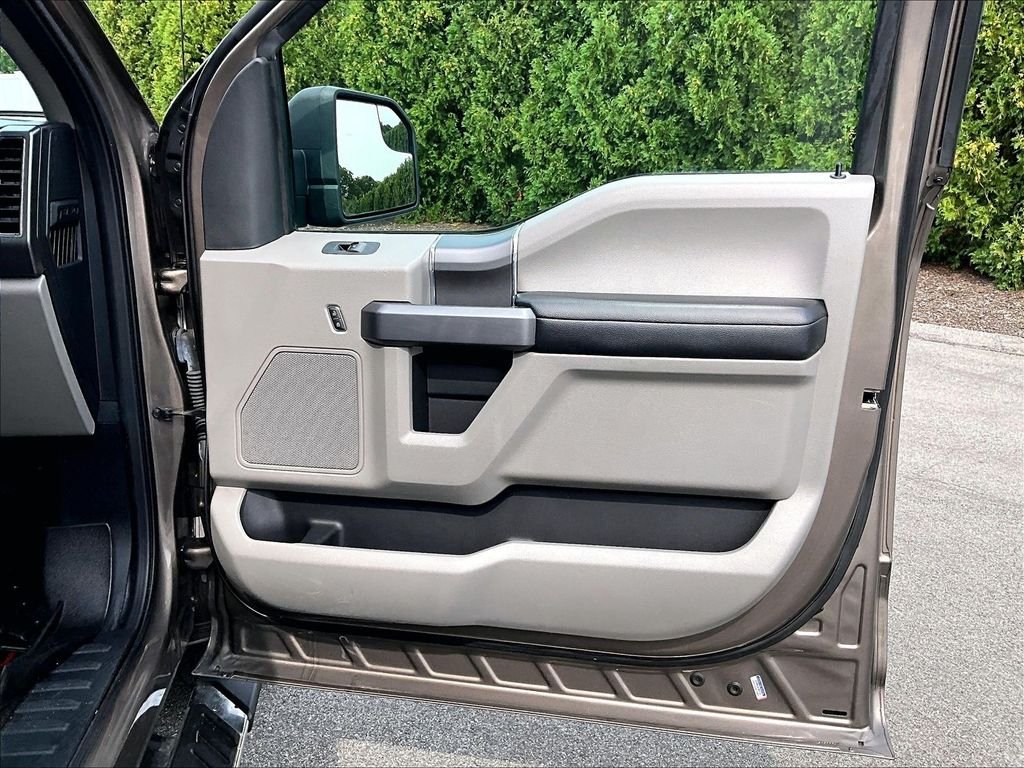 Used 2020 Gray Ford XLT image 12