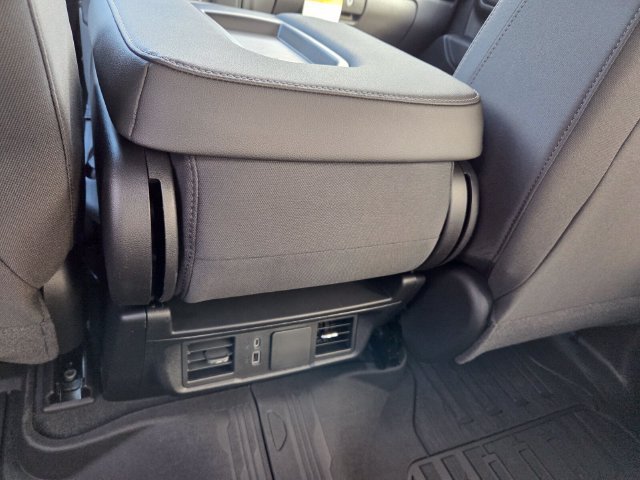 2026 GMC Sierra 1500 Pro - Photo 8