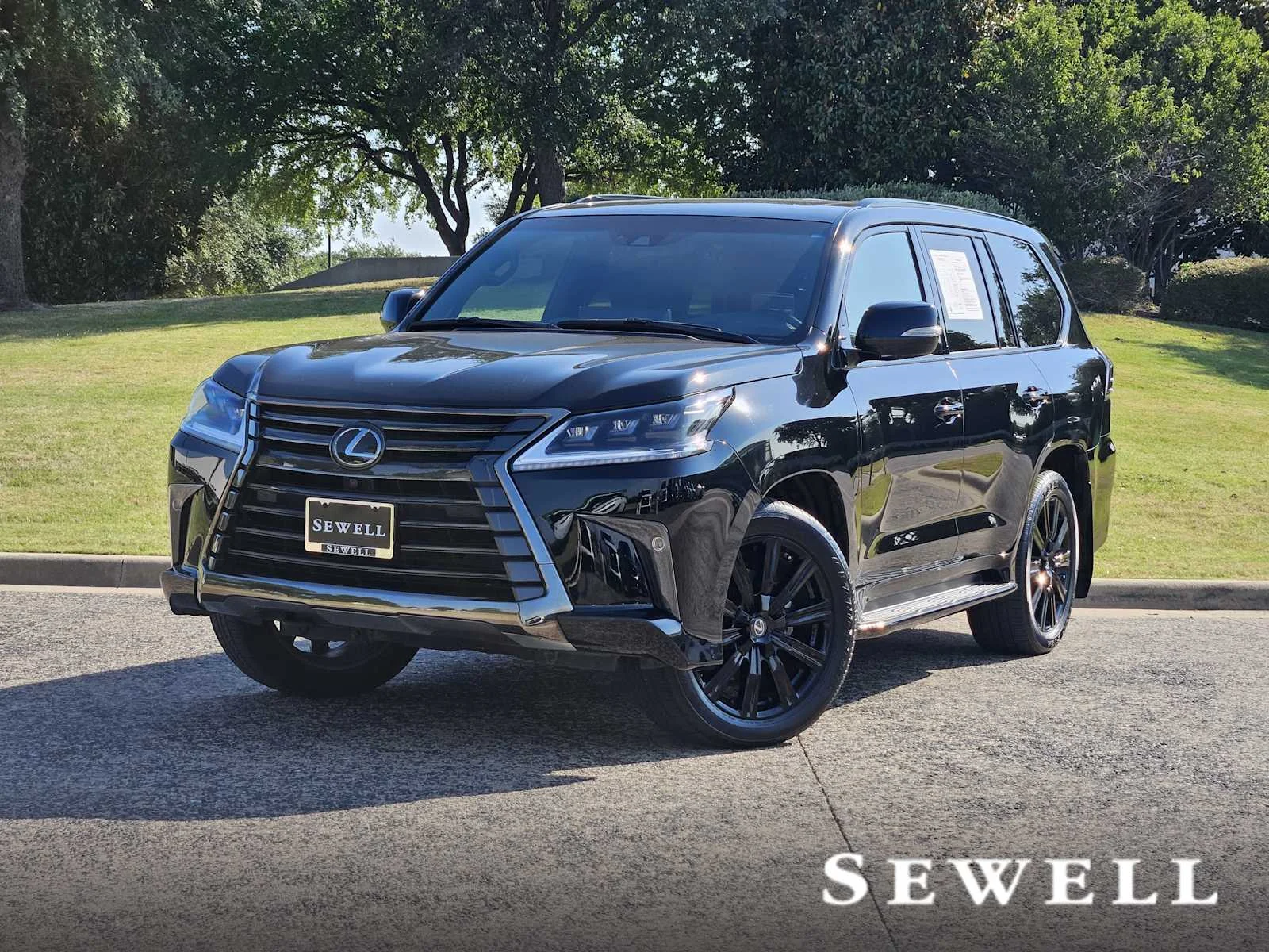 2021 Lexus LX 570 