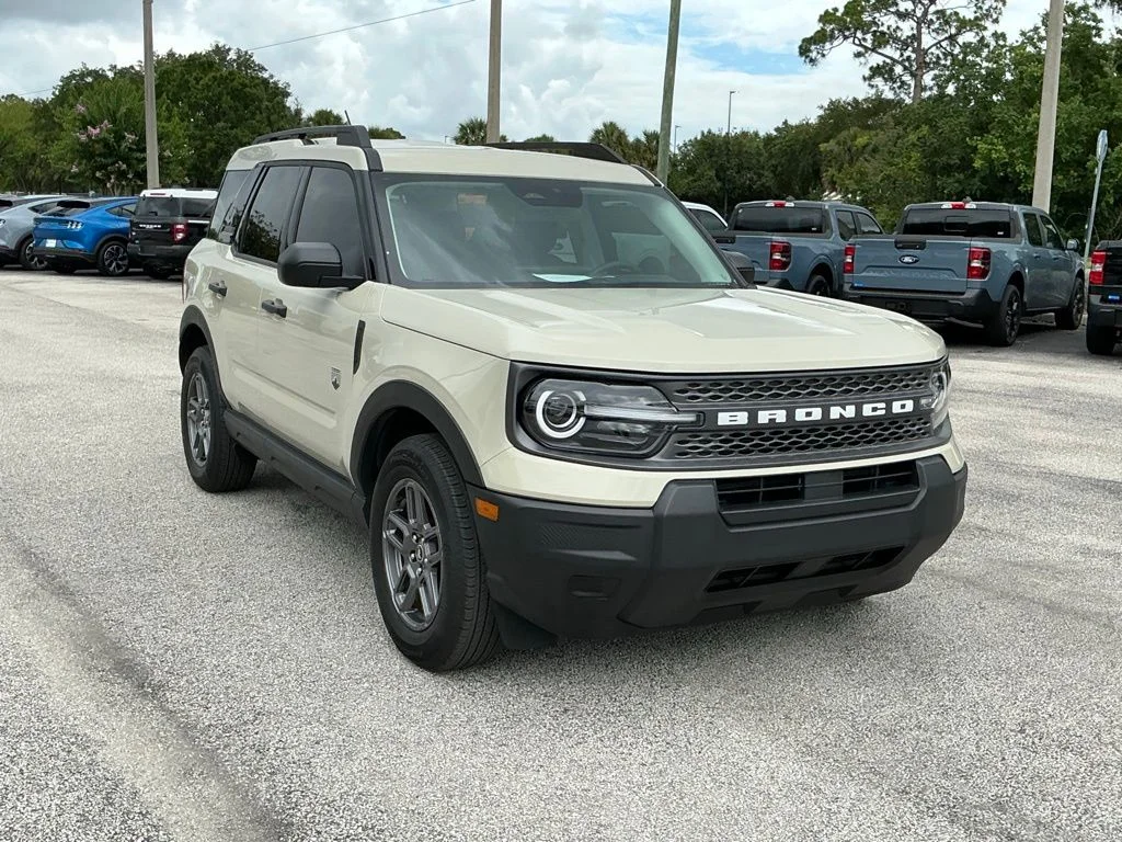 Used 2025 Beige Ford Big Bend image 26