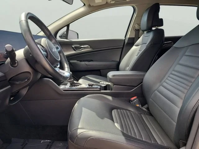 Used 2025 Black Kia SX-Prestige image 20