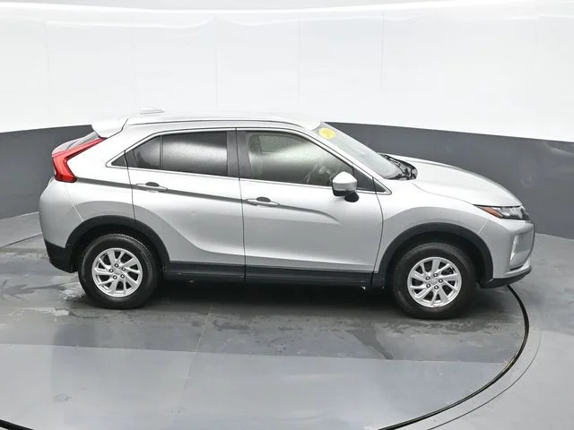 Used 2019 Silver Mitsubishi ES image 16