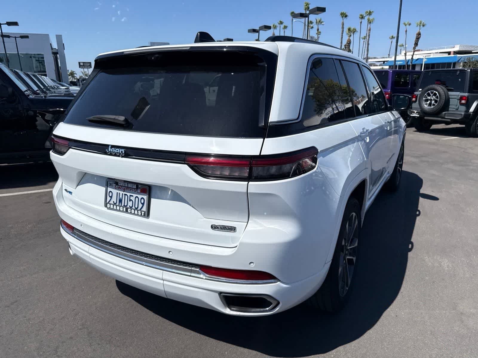 Used 2023 Bright White Clearcoat Jeep Overland image 18