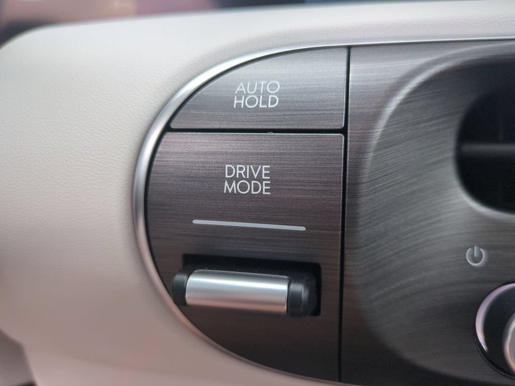 Used 2026 Blue Hyundai Blue SEL Premium image 31