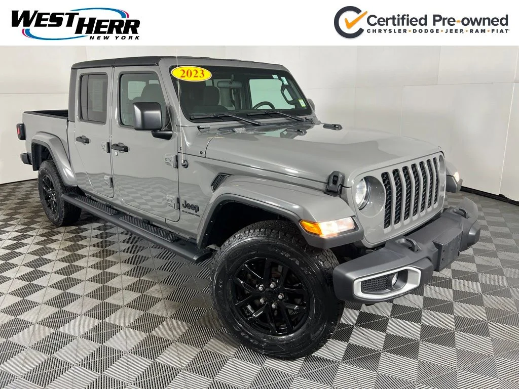 2023 Jeep Gladiator Sport S's photo