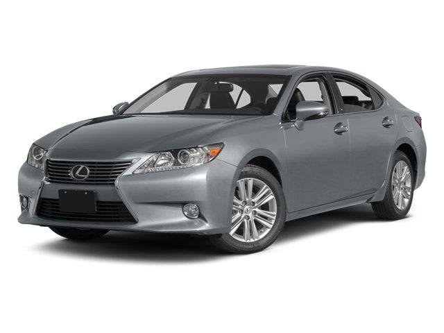 Used 2013 Starfire Pearl Lexus 4dr Sdn image 1