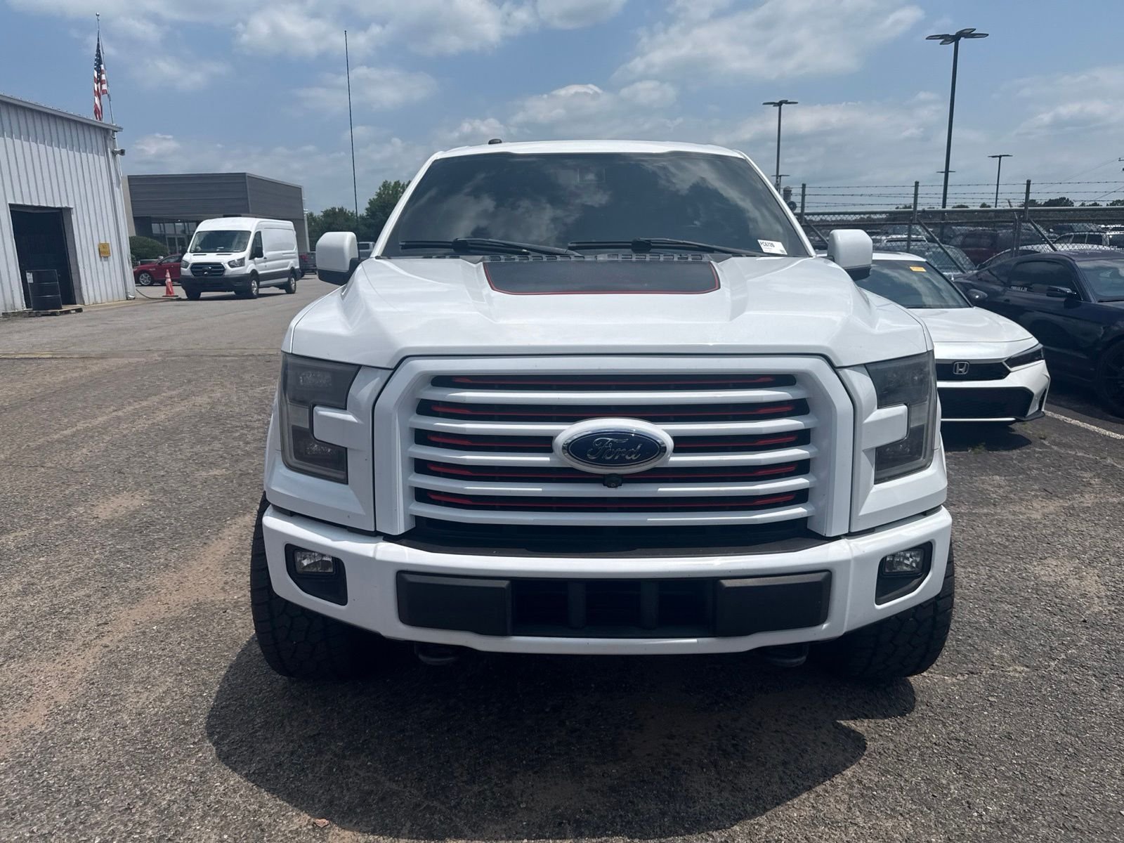 Used 2016 White Ford Lariat image 2