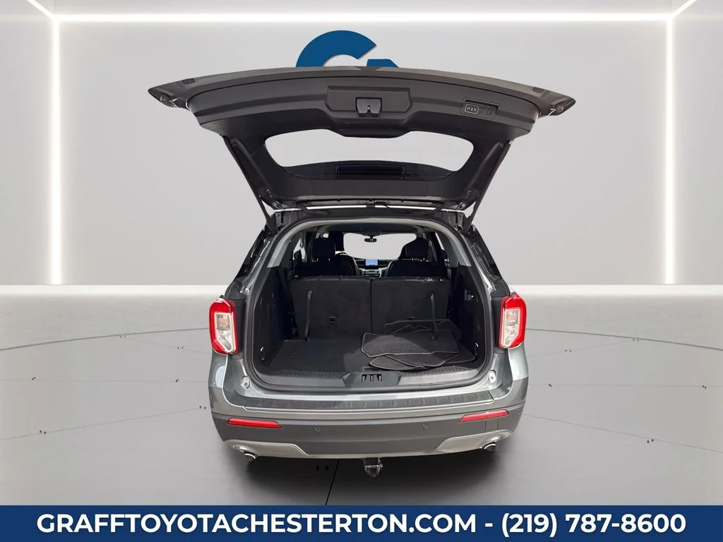 Used 2023 Gray Ford XLT image 25