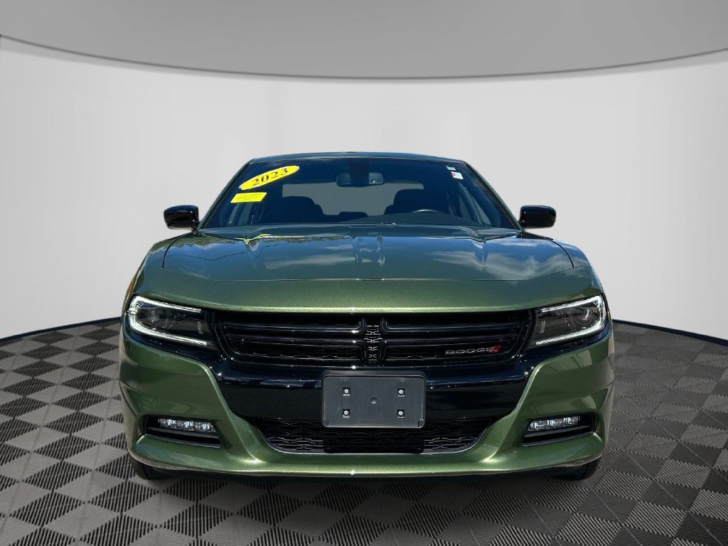 Used 2023 Green Dodge SXT image 8