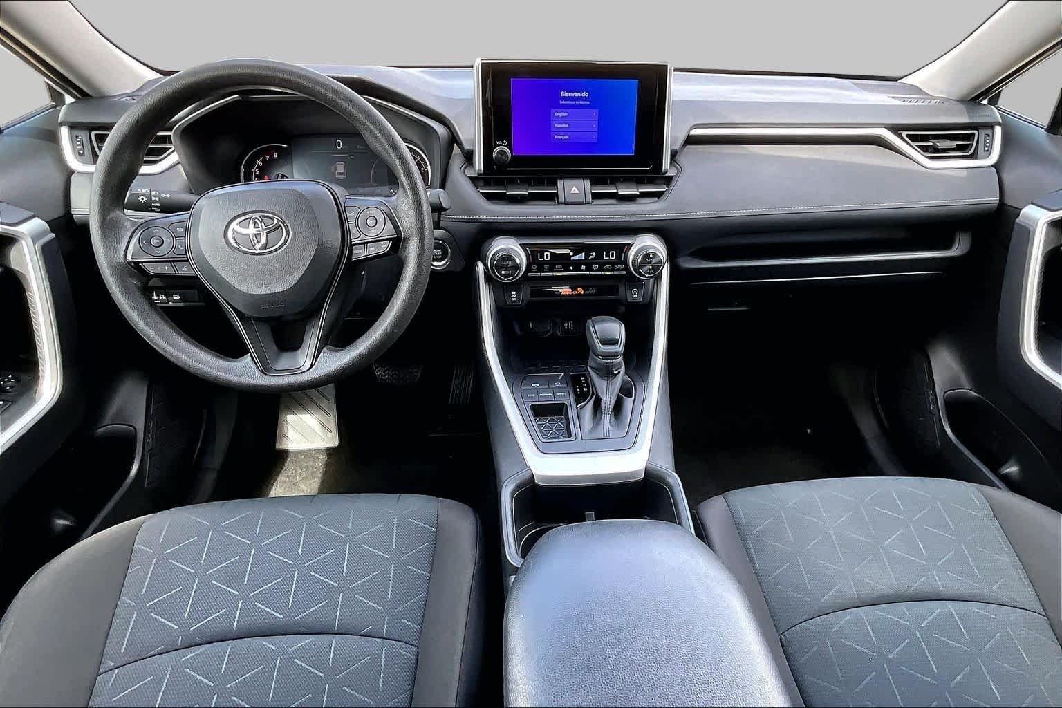 Used 2025 Ice Cap Toyota XLE image 16