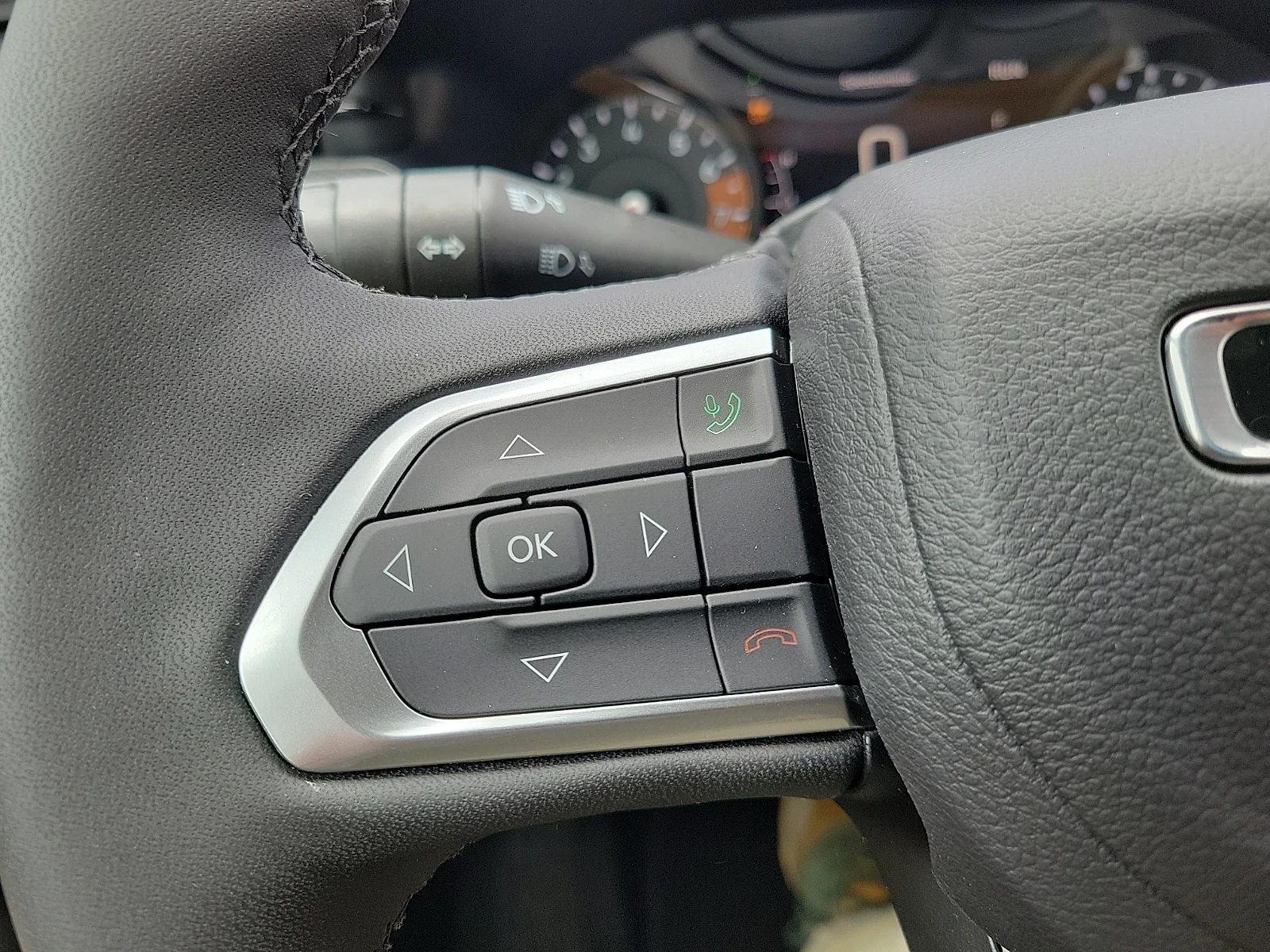 New 2026 PXJ Diamond Bla Jeep LATITUDE ALTITUDE 4X4 image 19