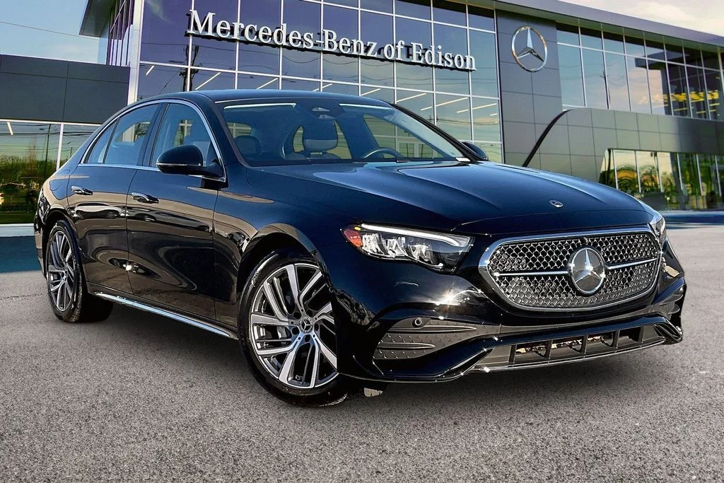 2026 Mercedes-Benz E-Class E350 4MATIC's photo