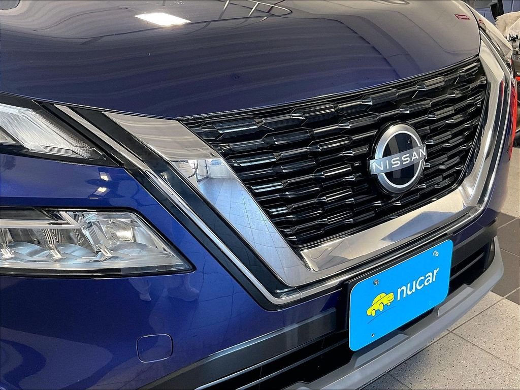 Used 2023 Blue Nissan SV image 31