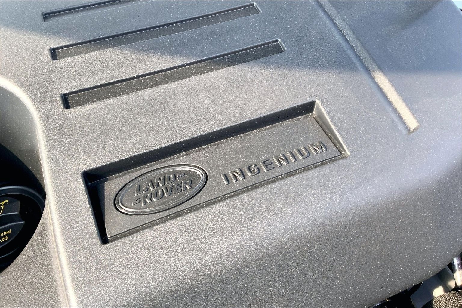 New 2026 Fuji White Land Rover X-Dynamic SE image 17