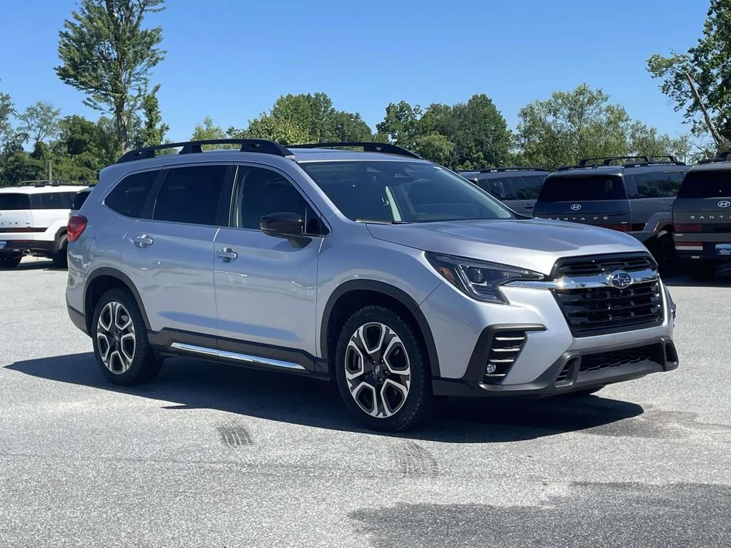 2024 Subaru Ascent Limited 8 Passenger's photo