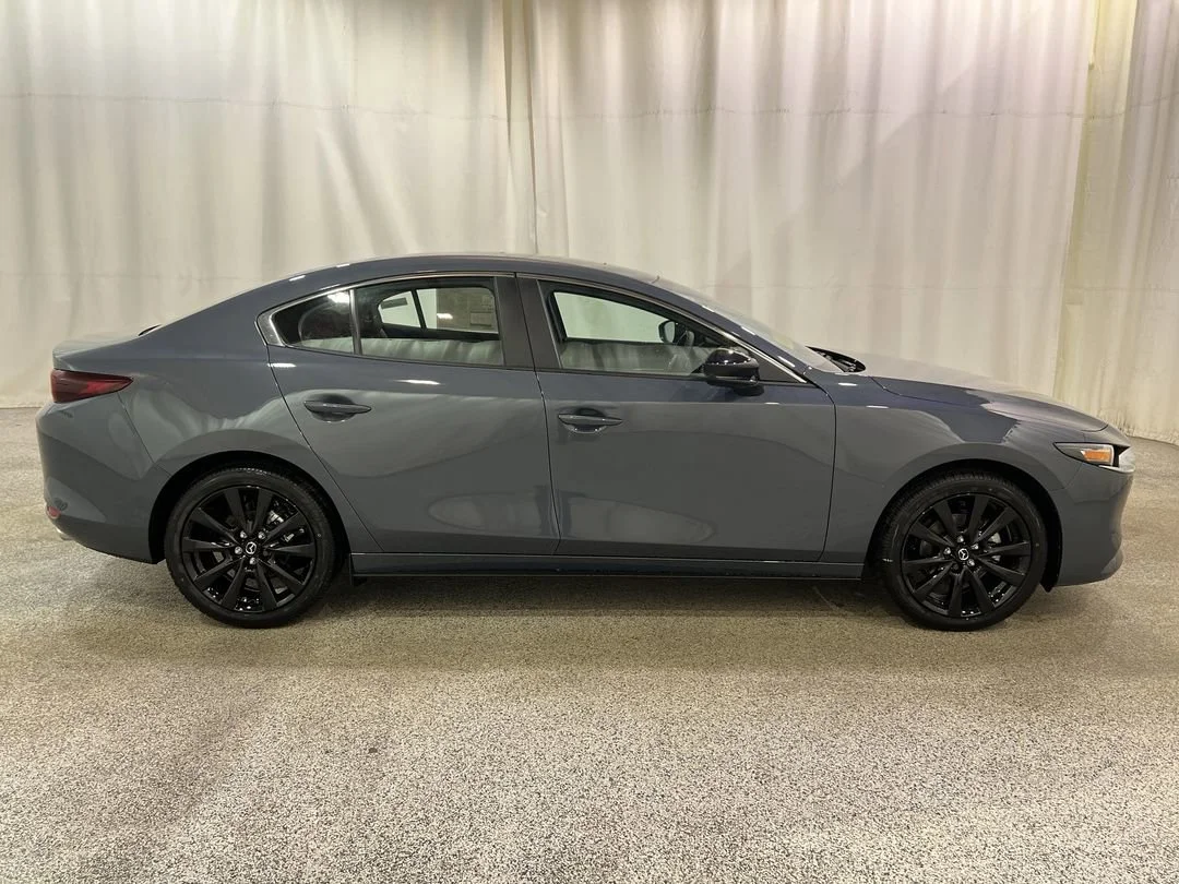 2026 Mazda Mazda3 Carbon Edition - Photo 5