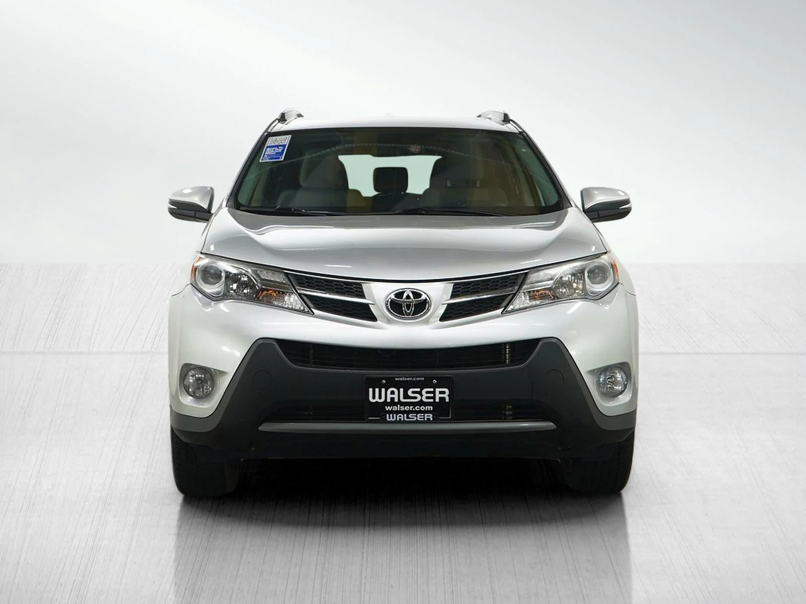 Used 2015  Toyota XLE image 8