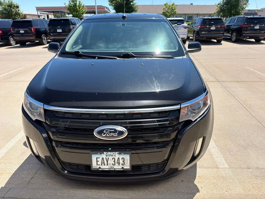 Used 2014 Black Ford SEL image 2