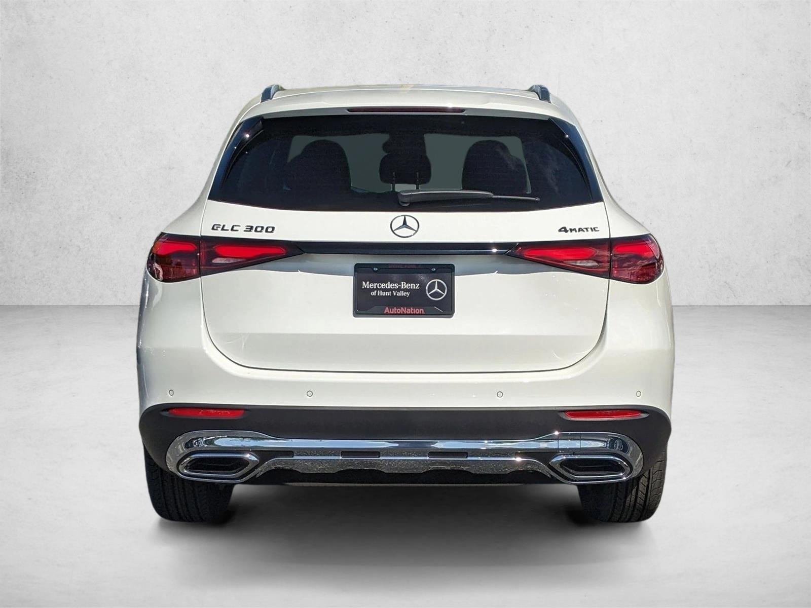 Certified Used 2026 Polar White Mercedes-Benz GLC 300 image 7